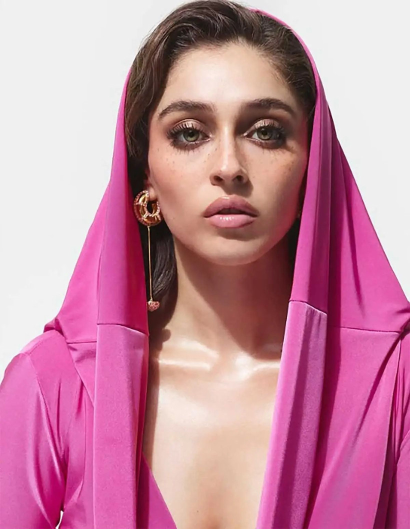 Oyuncu Cemre Baysel yıllardır mücadele ediyordu! Bakın hastalığı neymiş... - Resim: 1