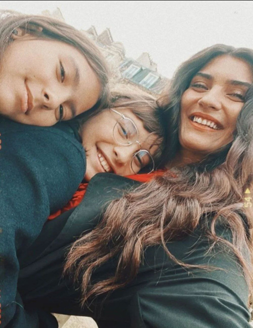 Türkiye'yi terk edip Paris'e yerleşen Tuba Büyüküstün ağladı! Bakın sebebi neymiş - Resim: 2