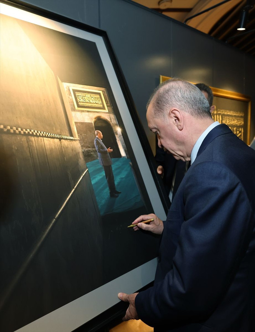 Cumhurbaşkanı Erdoğan, "Ayasofya Fotoğrafları" sergisini ziyaret etti - Resim: 2