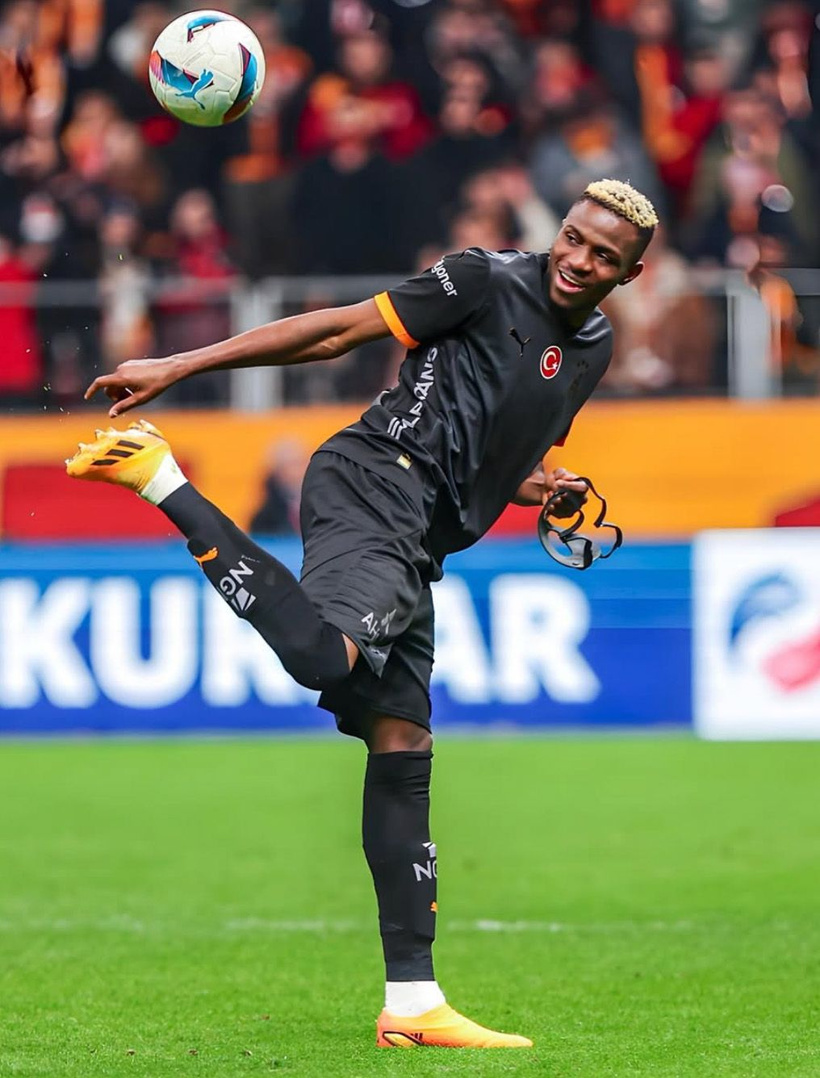 Bomba iddia! Victor Osimhen yeni takımını seçti: Galatasaray'dan açıklama - Resim: 3