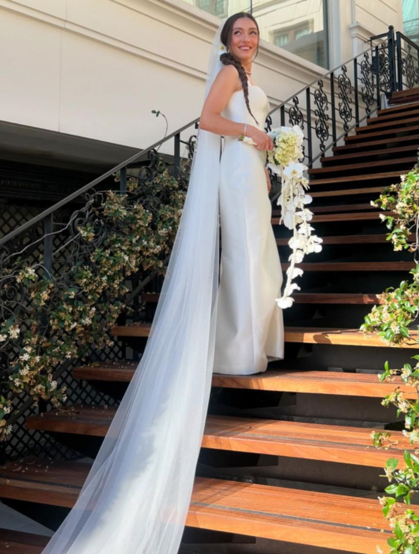 Oyuncu Merve Dizdar evlendi: İşte nikahtan ilk kareler - Resim: 4