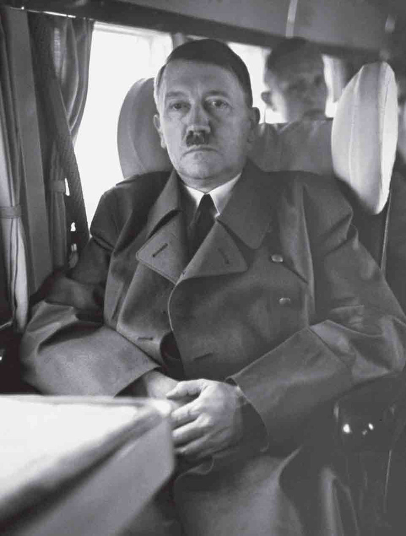 Tek tanıktan büyük itiraf: 'Hitler'in cesedini...' - Resim: 3