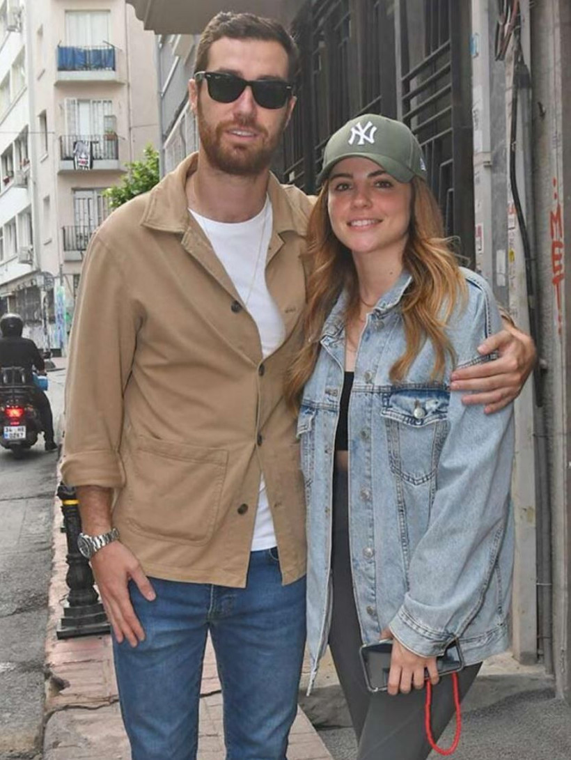Cipteki yazı şaşırttı! Seda Sayan'ın oğluyla Teşkilat yıldızı Ezgi Eyüboğlu aşk yaşıyor - Resim: 4