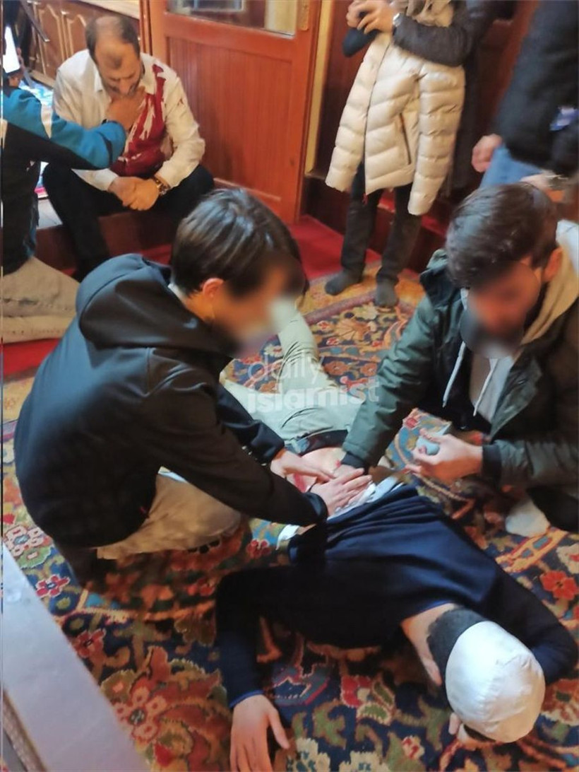 Fatih Camisi İmamı Galip Usta camide bıçaklandı! Provokatör "Kahrolsun İsrail, Uyanın Müslümanlar" diye bağırdı - Resim: 2