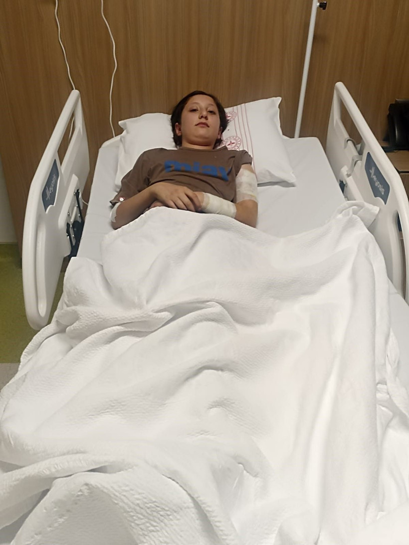 Şanlıurfa'da sokak köpeği saldırısı! Kız çocuğunu resmen parçalamışlar - Resim: 1