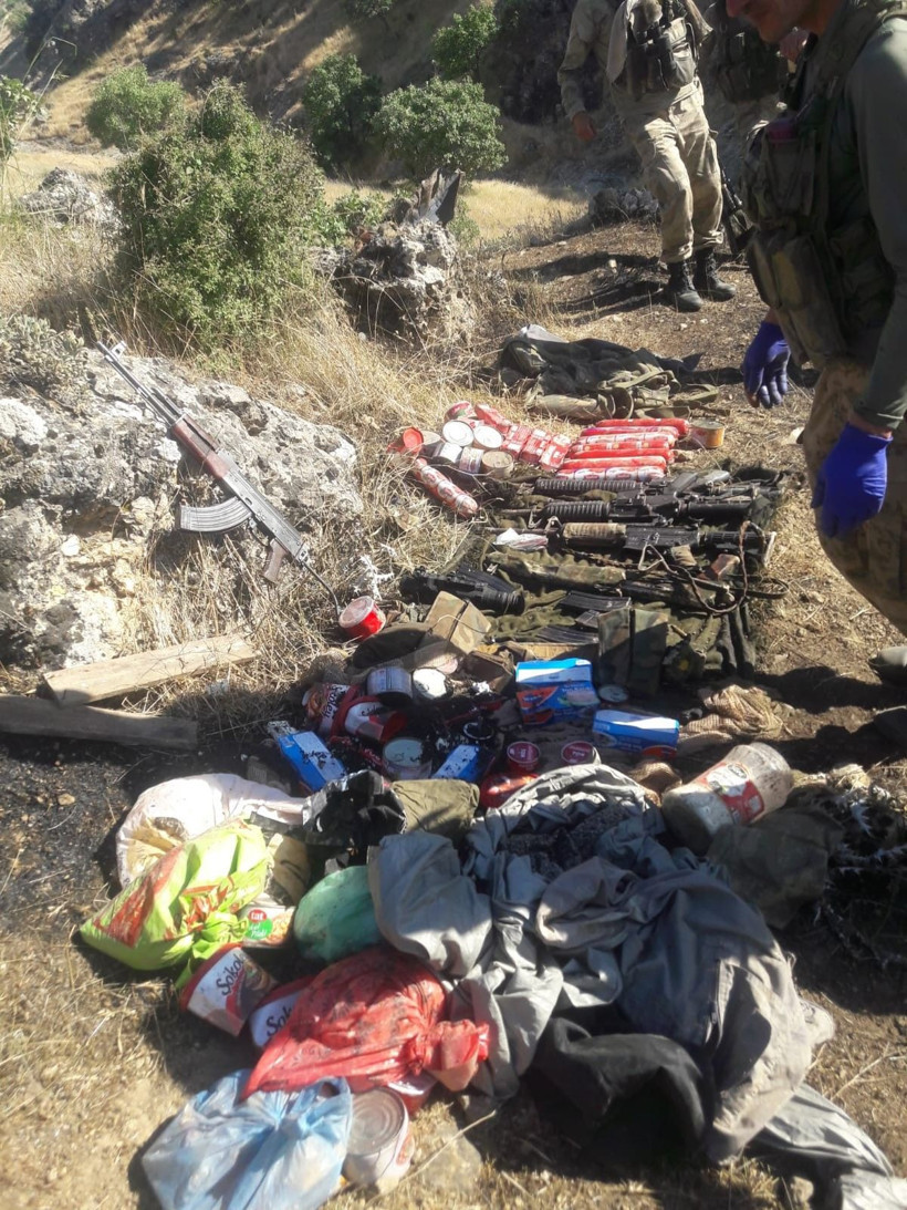 Teröristlerin yakalanma anına ait yeni fotoğraflar çıktı - Resim: 3