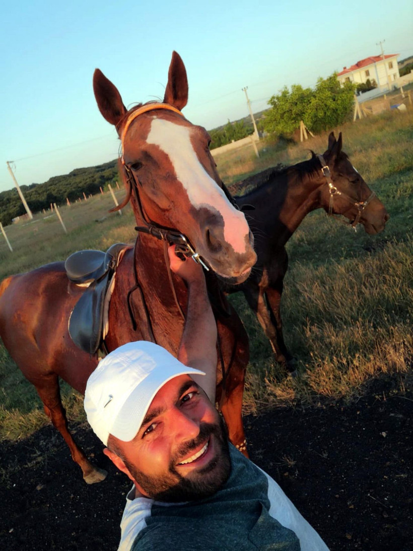 Böyle vahşet olmaz! İngiliz yarış atını çalıp parçaladılar - Resim: 2