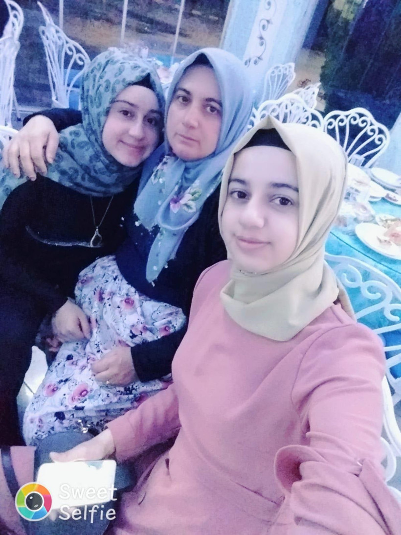 Kayıp evli kız kardeşler bakın nerede kiminle bulundu - Resim: 1