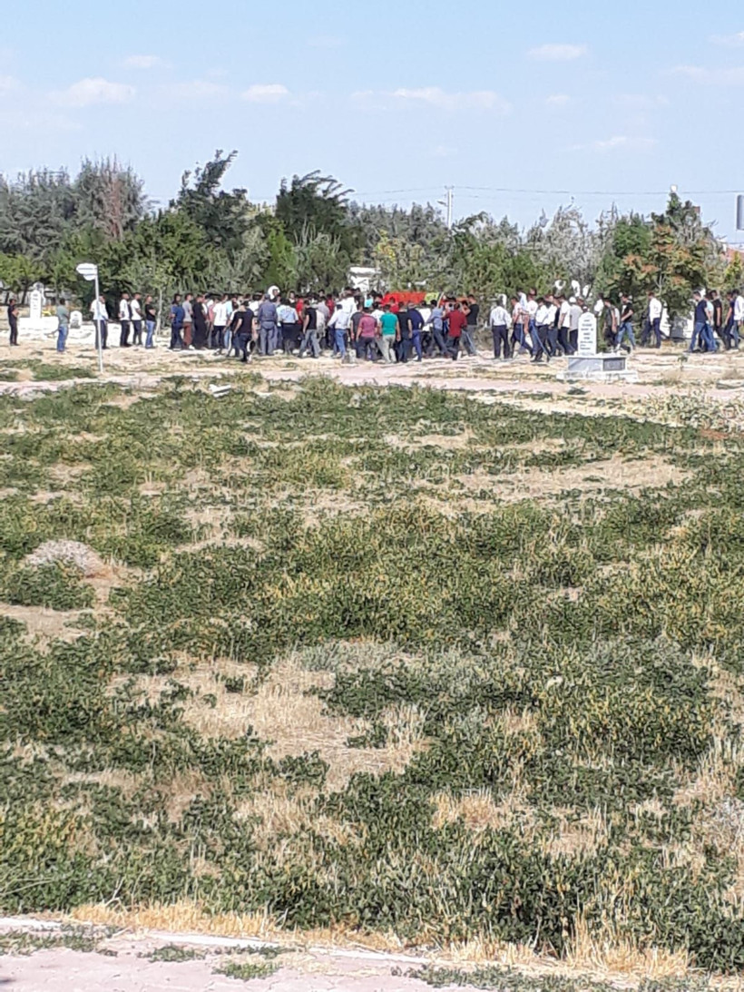 Konya'da göl kenarında sürpriz evlilik teklifi almıştı! Meltem kalbi dayanamadı... - Resim: 4