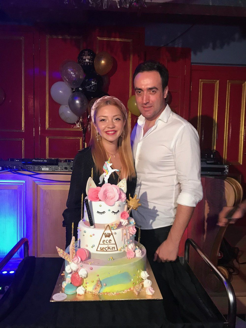 Ece Seçkin'e yeni yaşında sevgilisinden 600 bin liralık sürpriz! - Resim: 3