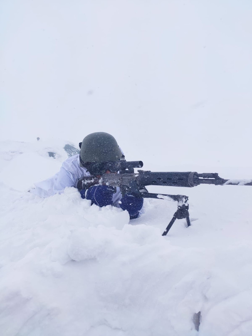 Komandolar teröristlere nefes aldırmıyor sosyal medyadan paylaşılan o anlar - Resim: 1