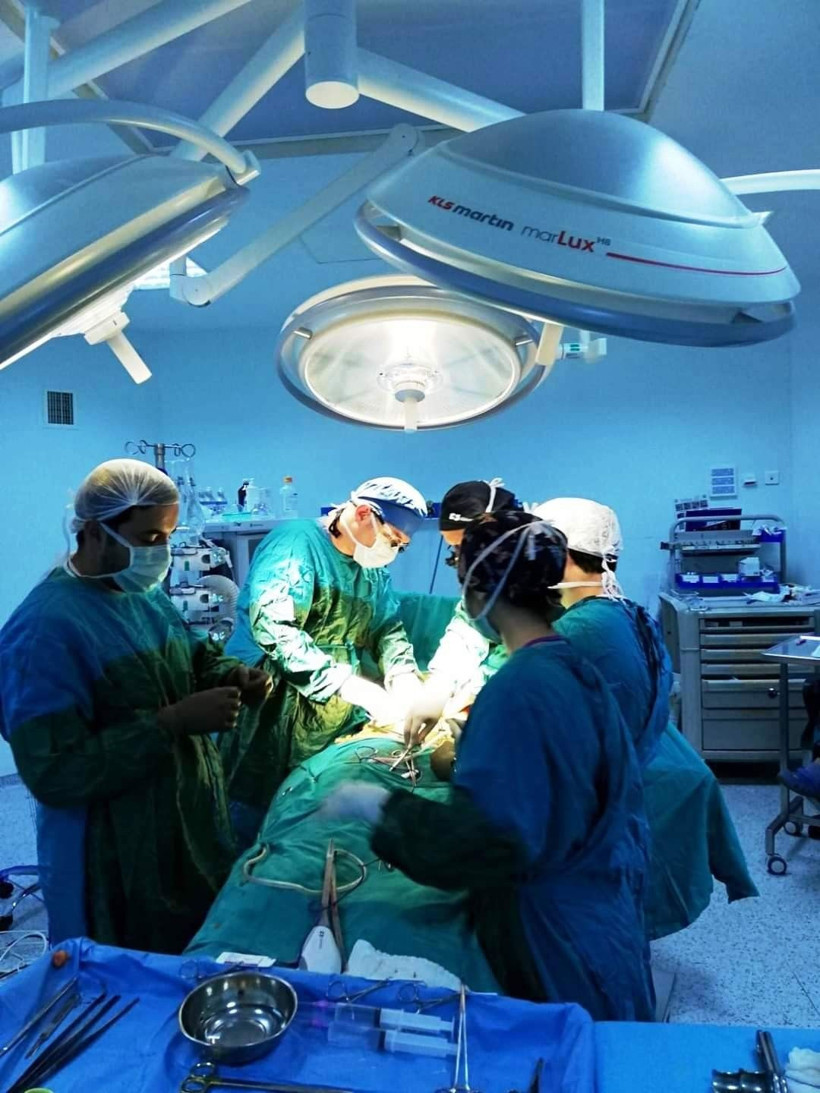 Aydın'da hastanın karnından çıkanlar şok etti! 50 adet zeytin çekirdeği ve incir... - Resim: 1