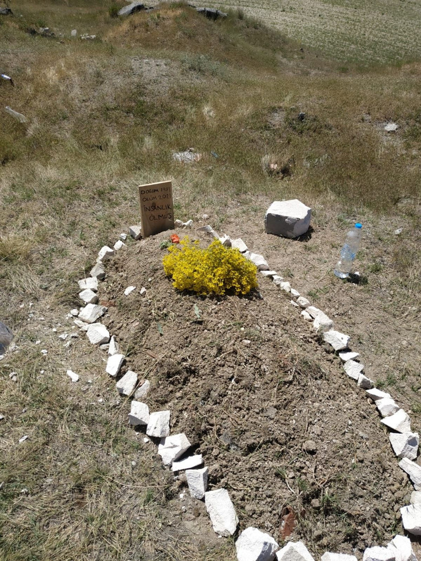 Ankara'da boş mezar paniği! 'Vurdum kazmayı, gömdüm insanlığı...' - Resim: 1