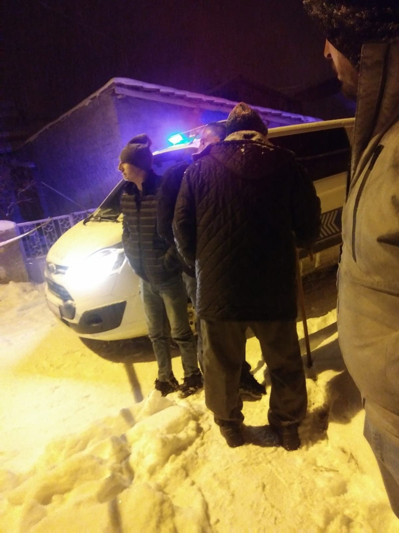 Afyonkarahisar'da kadın cinayeti! Boğazı kesilerek öldürüldü - Resim: 1