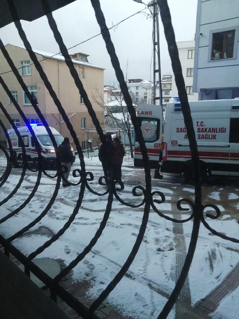 Sancaktepe'de aile faciası duvarlar yerler hep kandı - Resim: 1