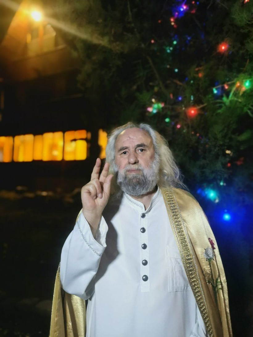 Hasan Mezarcı oruçta su içme yasağını kaldırdı! Kendini Mesih ilan edip bir doktoru eşi yapmıştı - Resim: 2