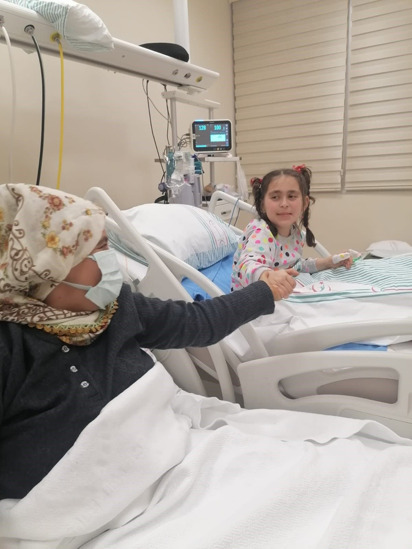 Enkaz altında yanına 'şehit' geldi, aralarında geçen konuşmayı anlattı tüyler diken diken oldu! - Resim: 3