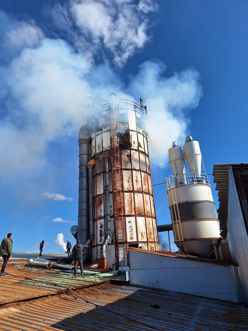 Kurtlar Vadisi'nin Polat Alemdar'ı Necati Şaşmaz'ın fabrikasında patlama oldu! Ekranlara dönecekti... - Resim: 2