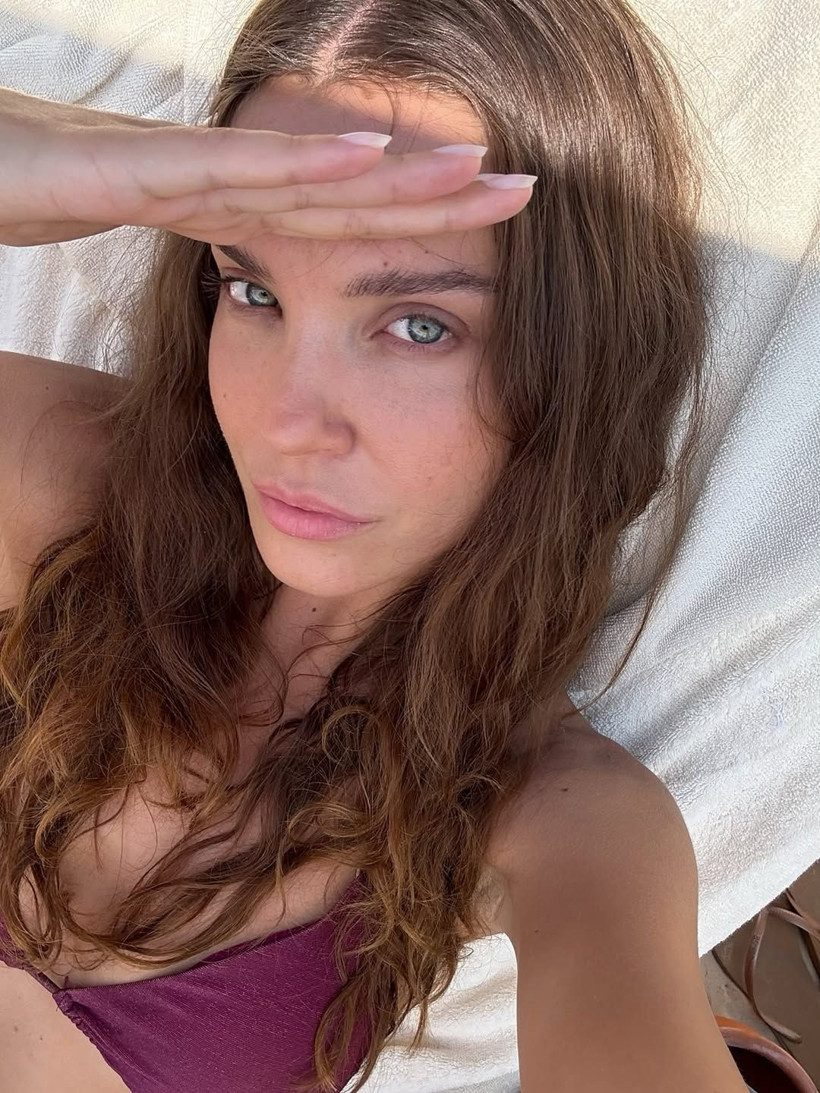 Uzak Şehir’in Pakize’siydi! Yaren Güldiken'in asıl mesleği bakın neymiş... - Resim: 3