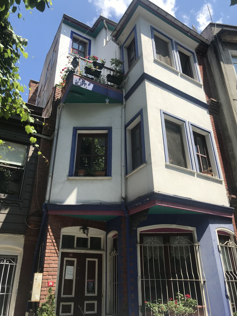 Gelin ve damatlardan bıktı çareyi bu yazıyı asmakta buldu - Resim: 3