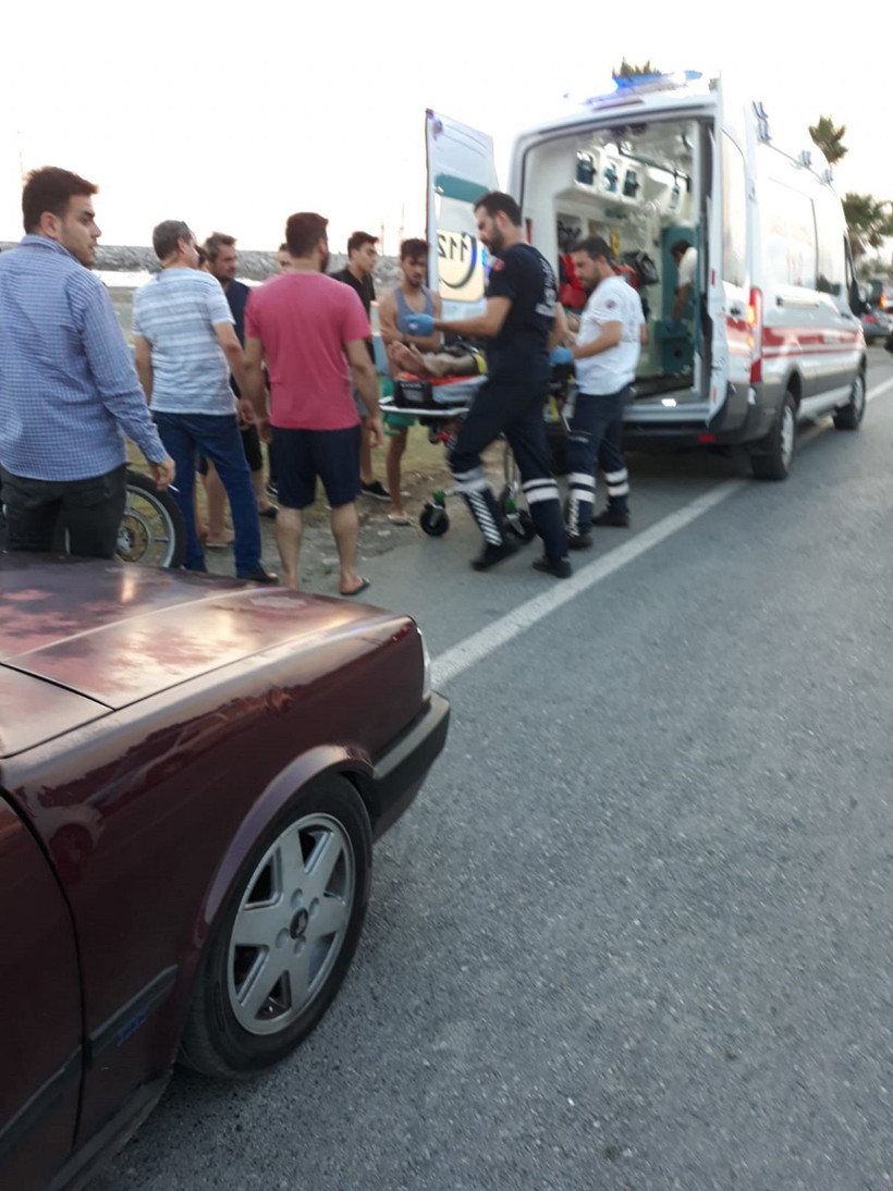 Hatay'da insan zinciri oluşturup boğulan kişiyi kurtardılar! İşte o anlar - Resim: 3