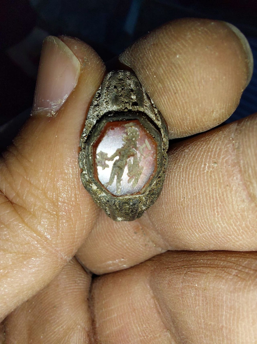 Fatsa'da Roma Antik döneme ait 2 bin yıllık Hermes figürlü yüzük bulundu - Resim: 4