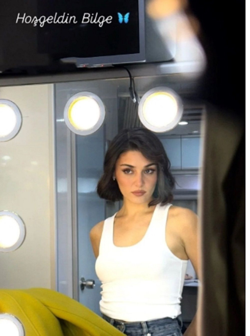 Hande Erçel sosyal medyaya öyle bir dönüş yaptı ki... Banyo pozu olay - Resim: 4