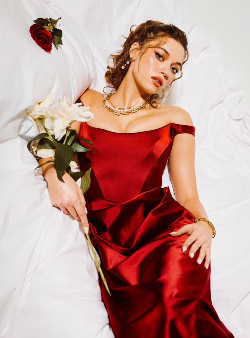 Okan Buruk ile aşk yaşadığı iddia edilen Afra Saraçoğlu ilk kez konuştu - Resim: 2