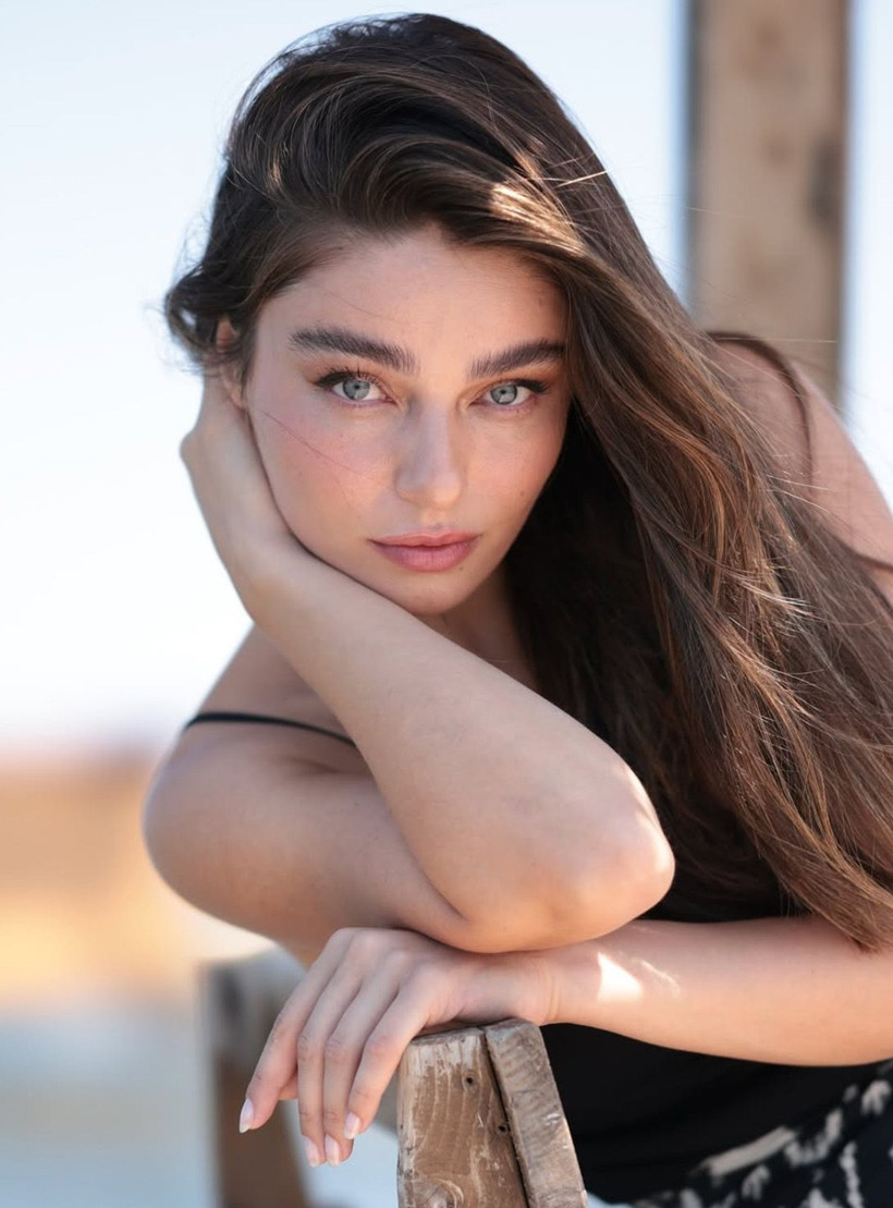 Ayça Ayşin Turan'ın tesettürlü hali çok beğenildi cami paylaşımına yorum yağdı - Resim: 2