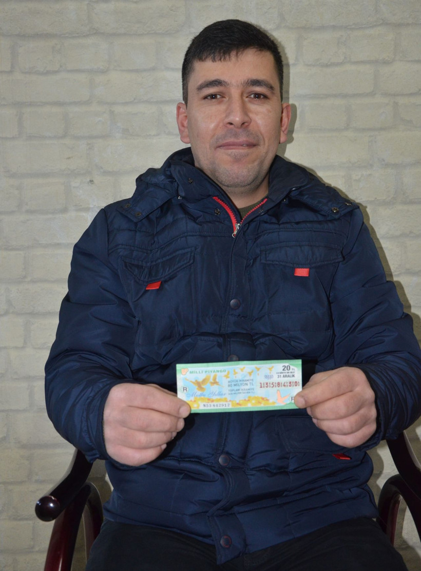 'Haram' deyip piyango vuran biletini yaktı - Resim: 1