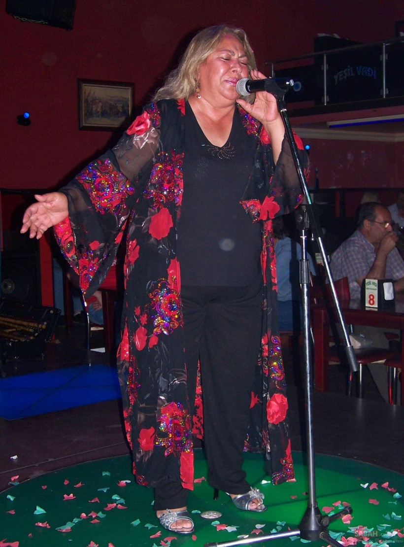 Hayatını konu alacak filmde Dilber Ay'ı kimin canlandıracağı belli oldu - Resim: 4