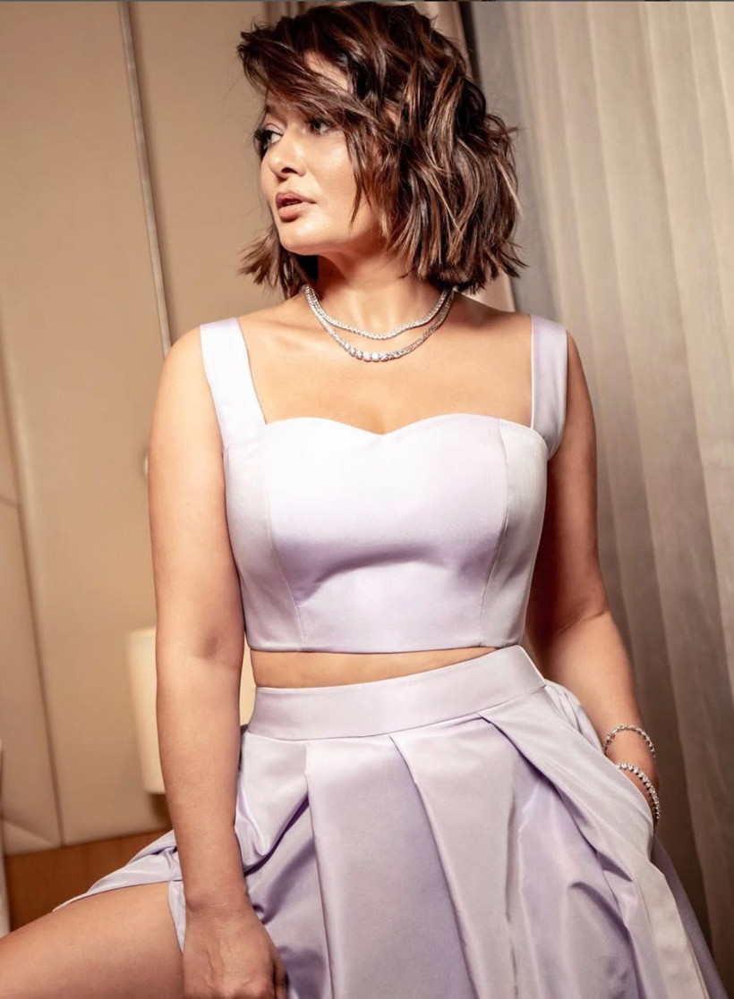 Nurgül Yeşilçay'ın son hali şaşırttı! Tasını tarağını toplayıp köye yerleşti - Resim: 2