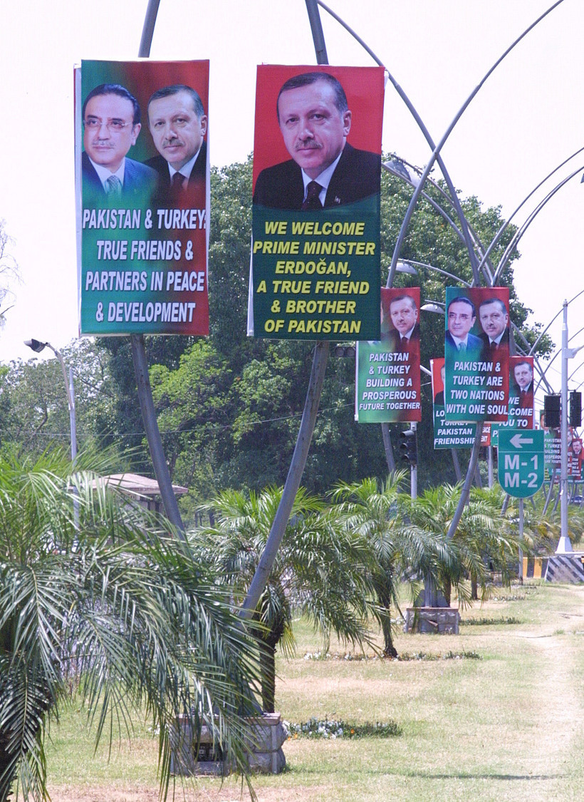 Pakistan caddelerini Erdoğan süsledi - Resim: 2
