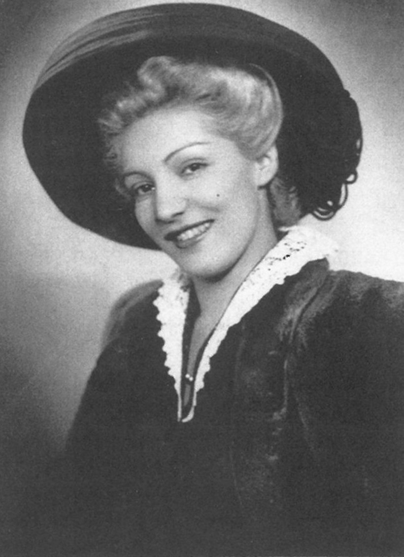 Serenay Sarıkaya'dan hayranlarını mutlu edecek yeni proje! - Resim: 3