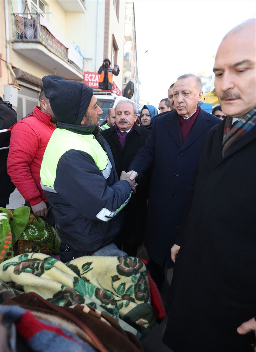 Cumhurbaşkanı Erdoğan deprem bölgesindeki vatandaşları yalnız bırakmadı - Resim: 3
