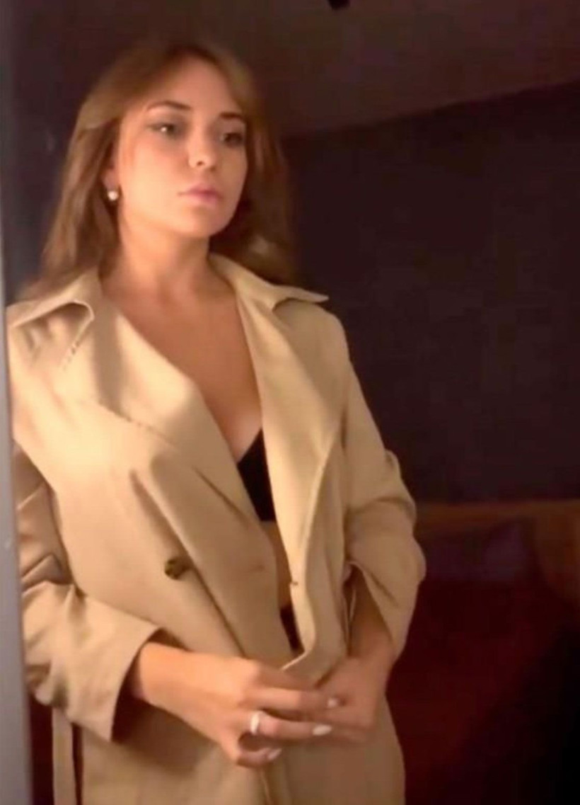 Genç kadın öğretmen soyunup sosyal medyadan paylaştı! Veliler isyan etti ve kovuldu - Resim: 3