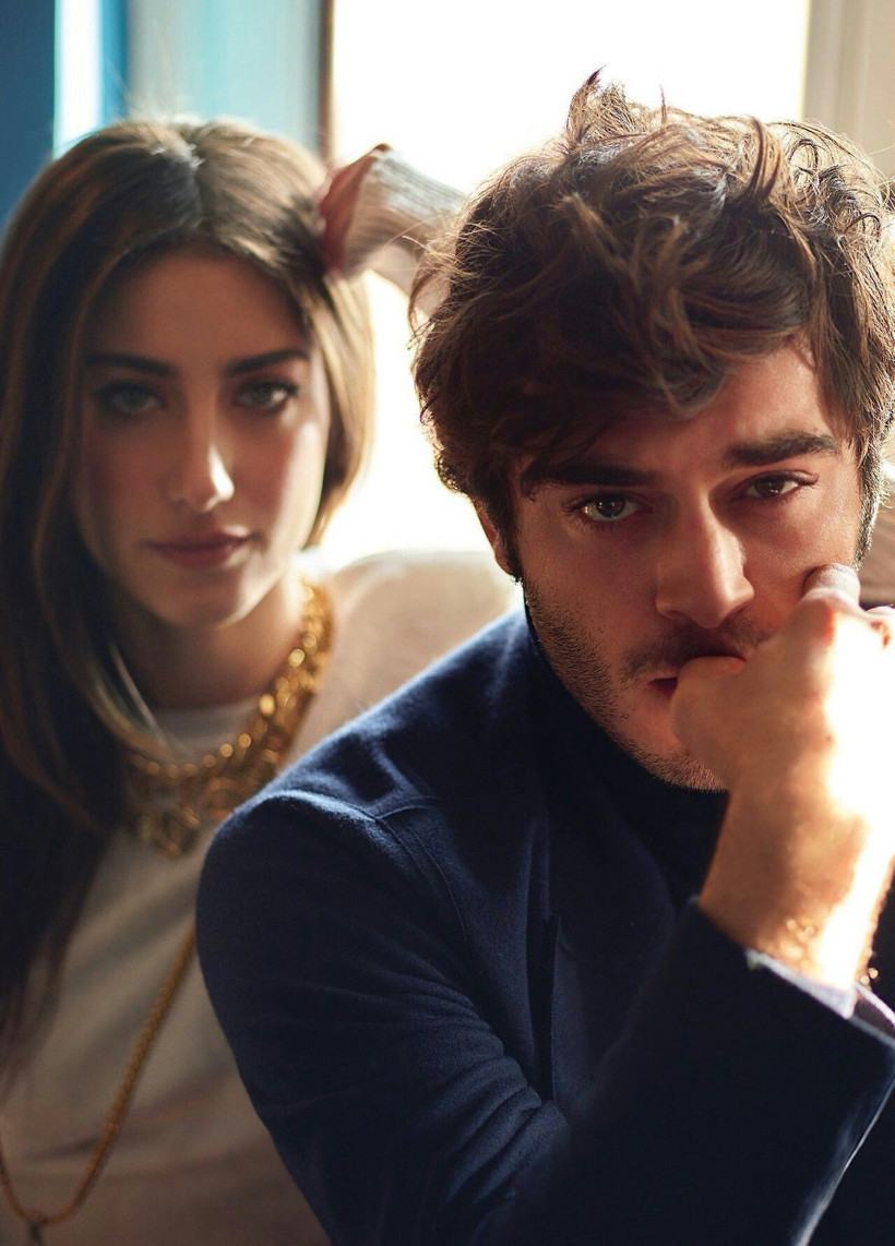 Yeni imajını Hazal Kaya sevenleriyle paylaştı tarzı tam not aldı beğeni yağdı - Resim: 3