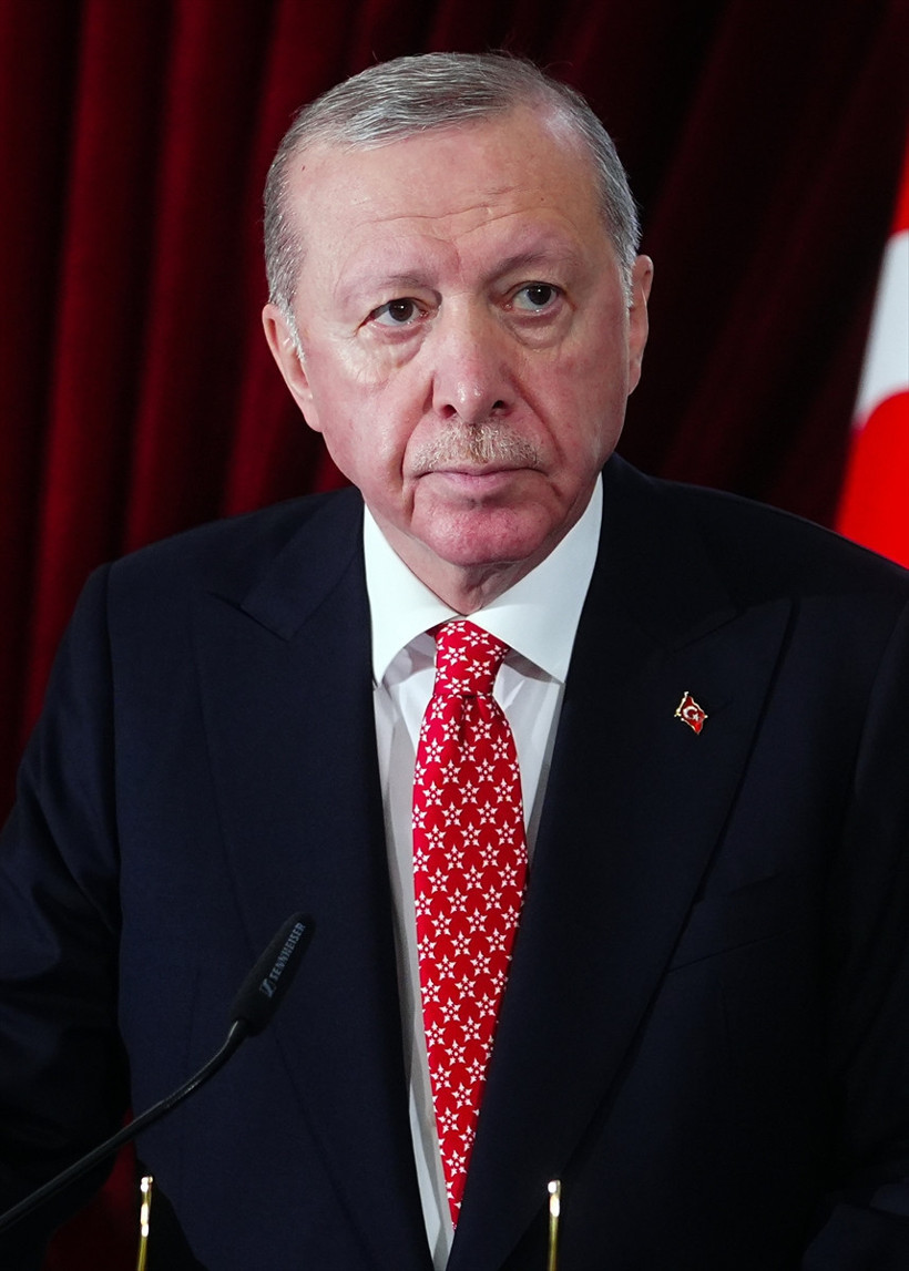 Anıtkabir'deki törende taktı! Cumhurbaşkanı Erdoğan'ın kravatında dikkat çeken KAAN ayrıntısı - Resim: 3