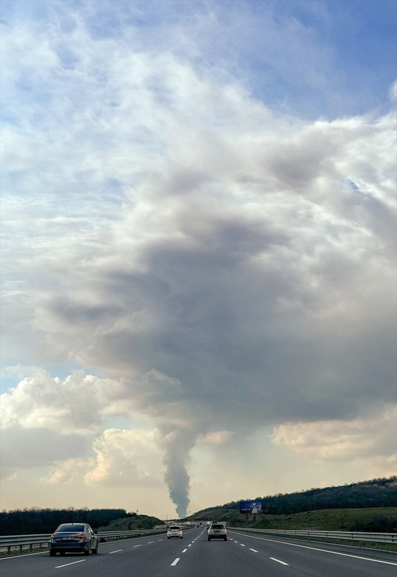 Kocaeli'de yangın paniği! Kimyasal fabrikası alev alev yandı, dumanlar gökyüzünü kapladı - Resim: 4