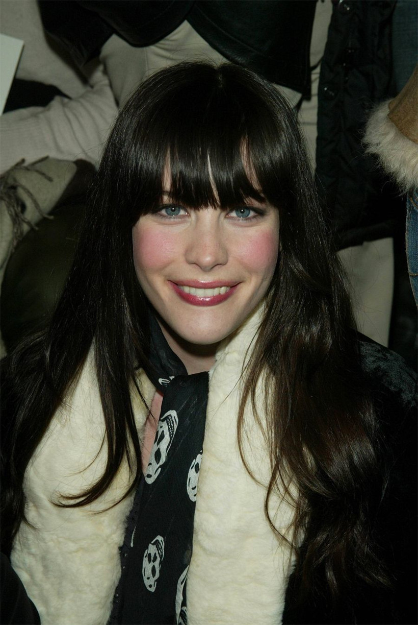 Uzun yüz şekline göre en iyi saç modelleri kısa, uzun, kahkül - Resim: 2