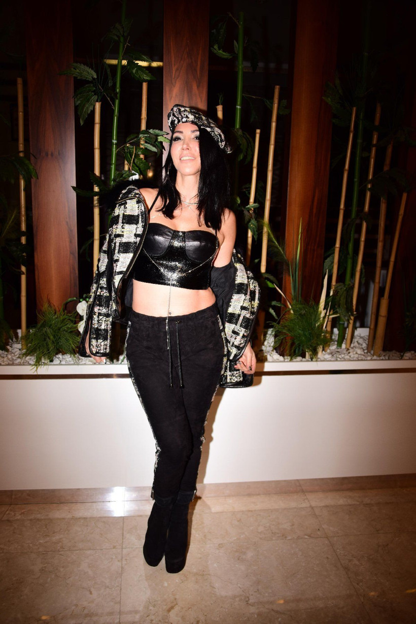 Hande Yener kamera karşısına geçiyor! Rekor ücrete imza attı - Resim: 2