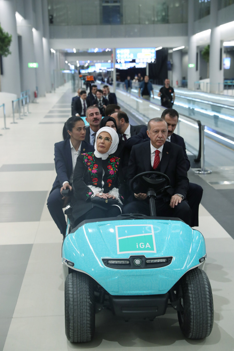 Başkan Erdoğan terminal binasını gezdi - Resim: 3