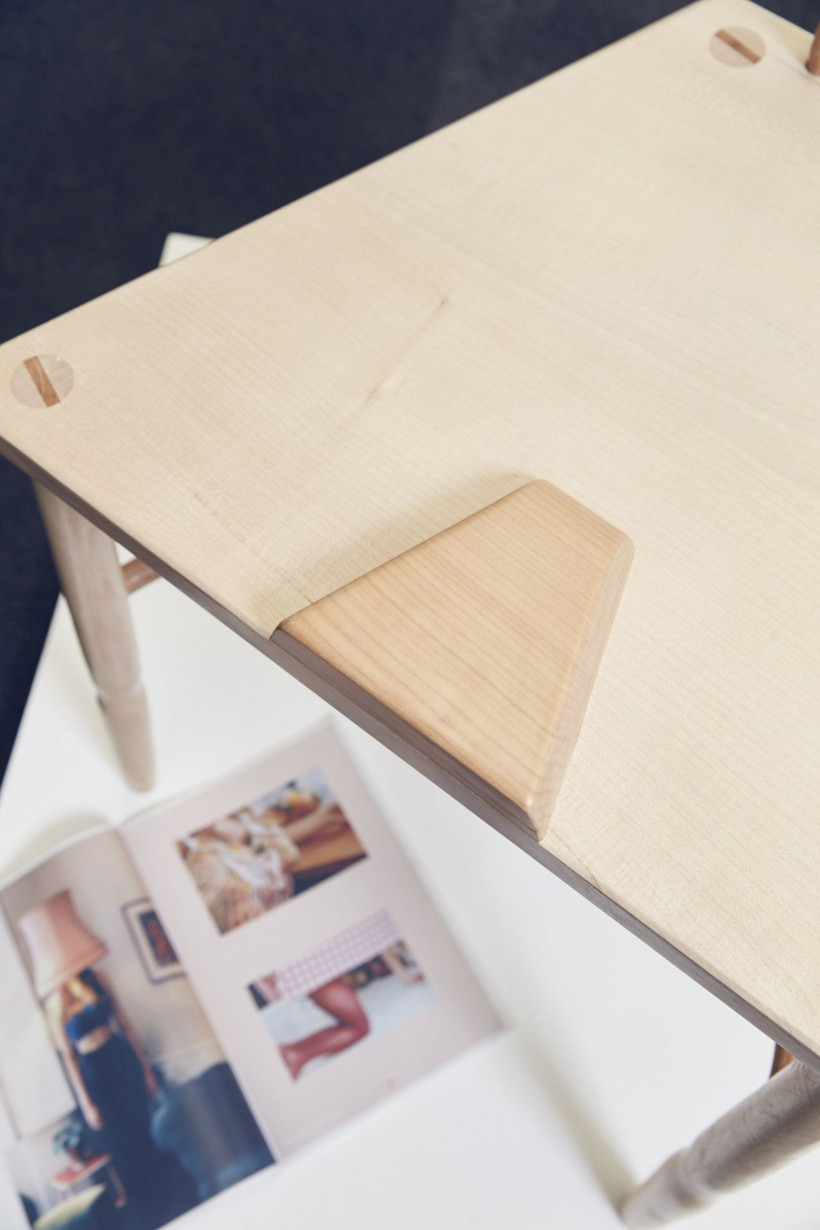 Erkeklerin 'yayılarak oturmasını engelleyen sandalye' tasarımıyla ödül aldı - Resim: 3