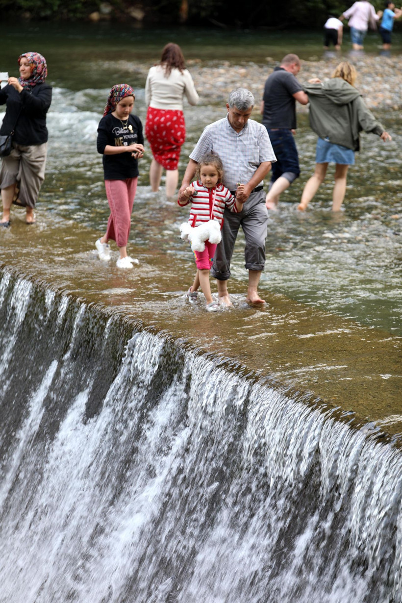Rize Çamlıhemşin'de Fırtına Deresi'nde tehlikeli pozlar - Resim: 4