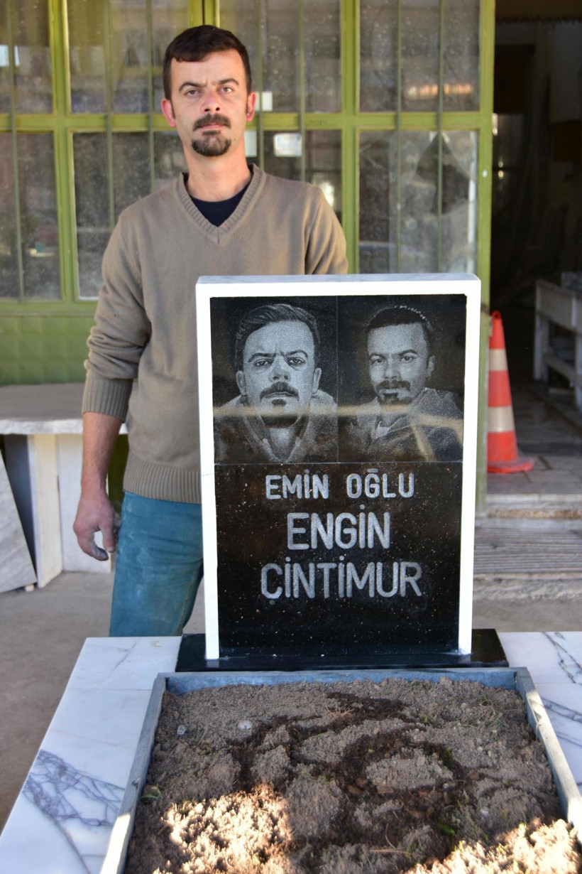 Rüyasında öldüğünü görünce etkilenip kendi mezarını yaptı - Resim: 1