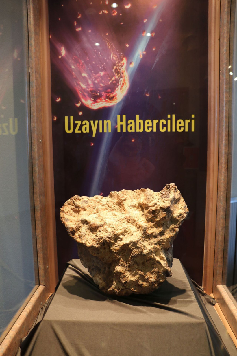 Çorumlu çiftçi tarlasında buldu banka kasasında sakladı en az 4 bin yıllık çıktı - Resim: 3