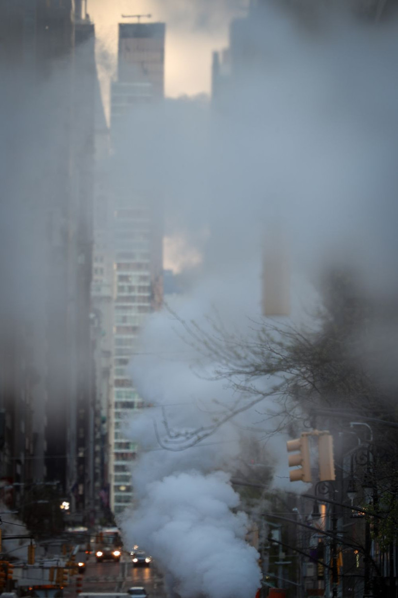 New York sokak ve caddelerini saran dumanın sırrı bakın neymiş! - Resim: 2