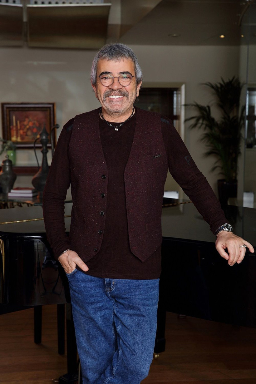 Selçuk Yöntem Tuvana Türkay ile arasındaki ilişkiyi açıkladı! Fotoğraf olay yaratmıştı - Resim: 1