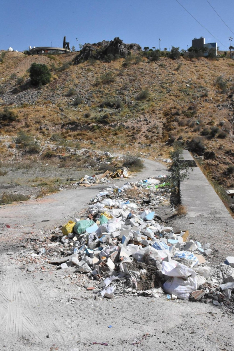İzmir'de çevreyi adeta çöplüğe çevirdiler! Tepki gösterip alkışladılar - Resim: 4