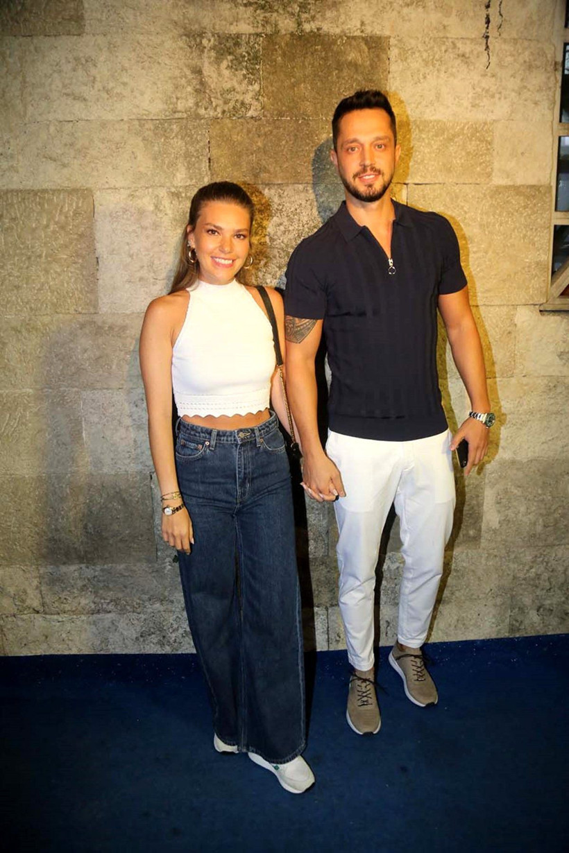 Aslı Enver Murat Boz hamlesiyle sosyal medyanın diline düştü bakın ne yaptı - Resim: 1